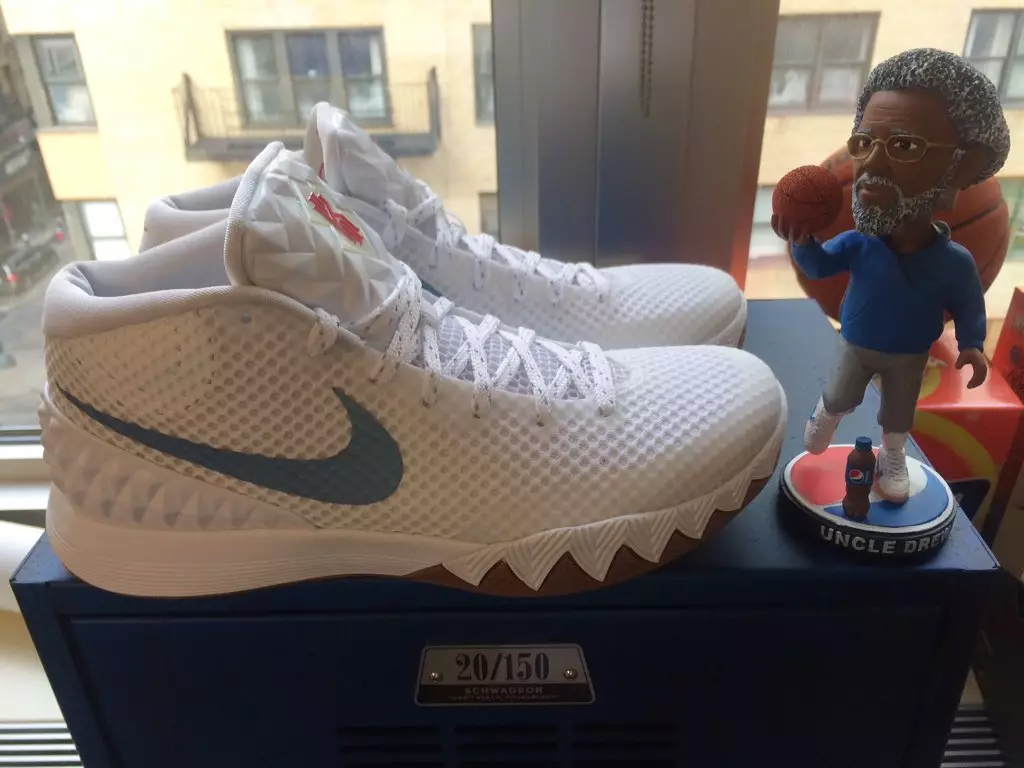 Nike Kyrie 1 Pepsi Uncle ha disegnato 1 di 150