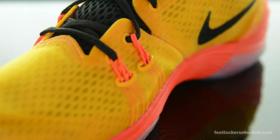 Nike Kobe Venomenon 5 Universidad Oro