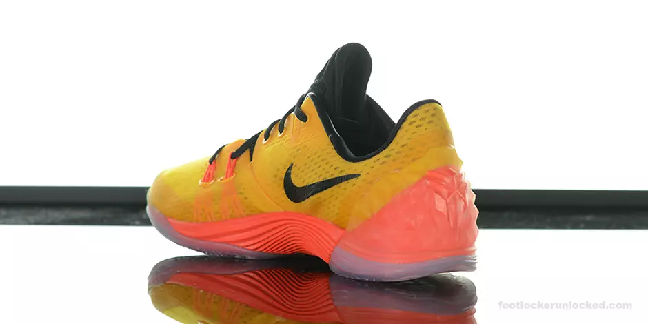 Nike Kobe Venomenon 5 Universiti Emas