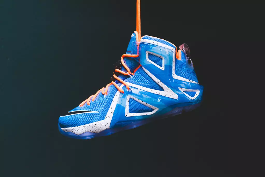 Nike LeBron 12 Elite «Elevate» паступае ў рознічныя гандляры