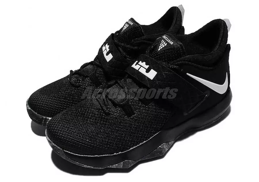 LeBron James Duta Nike LeBron Terbaru 10