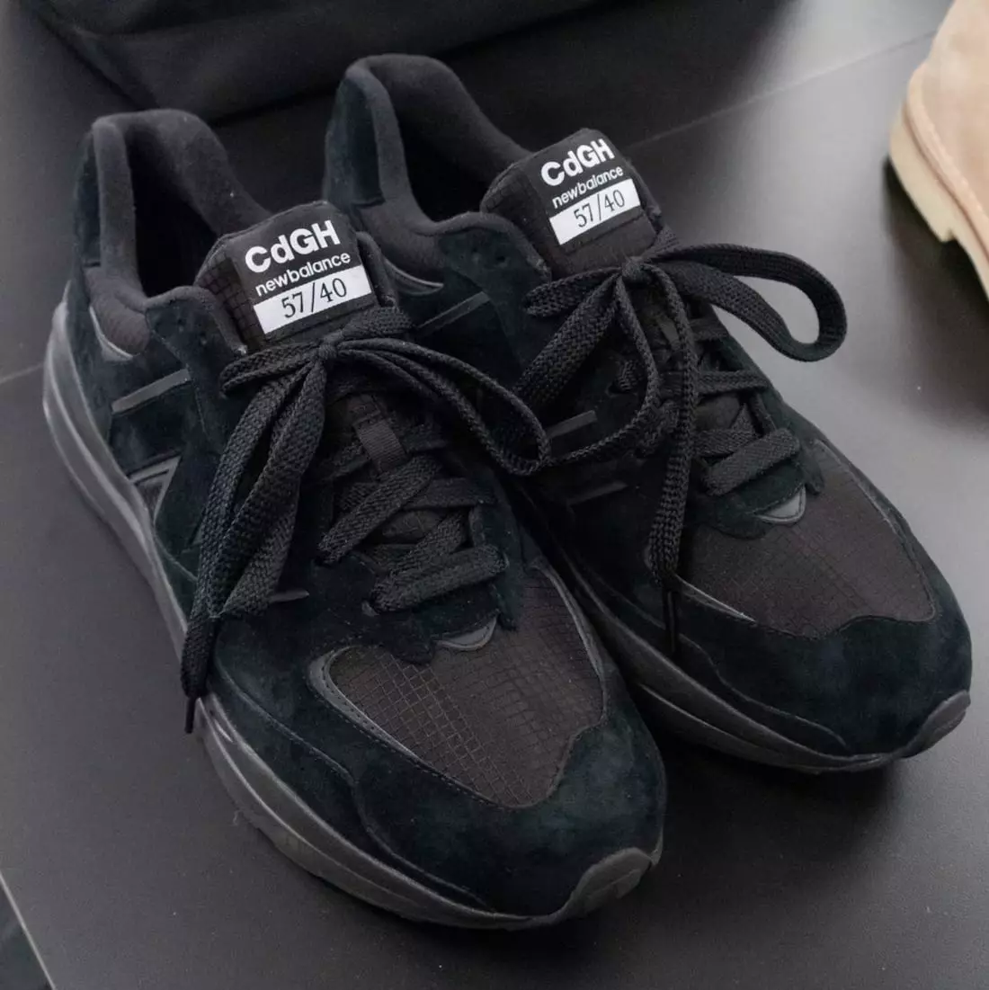 Comme des Garcons Homme Plus New Balance 57/40 Black تاریخ انتشار