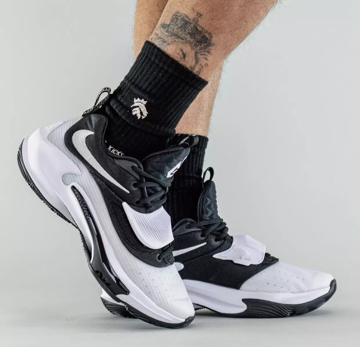 Nike Zoom Freak 3 Black White DM7378-001 Дата на издаване на крака