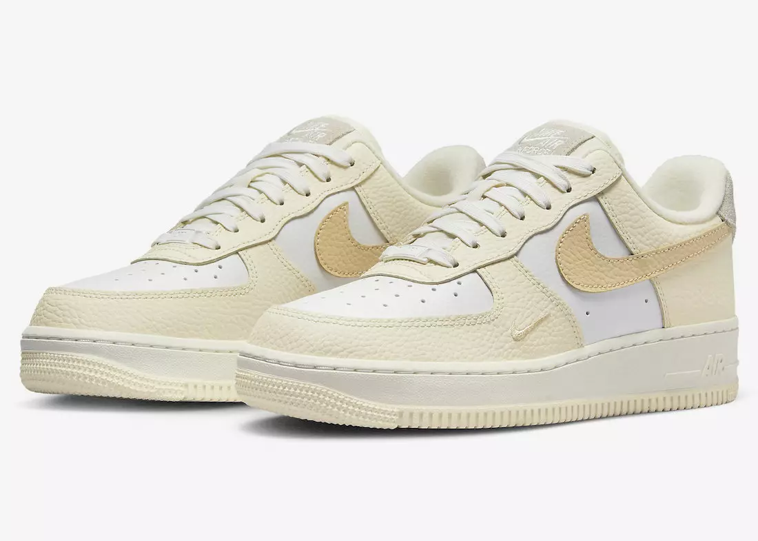 „Nike“ padengia šią „Air Force 1“ žemą odą sulenkta oda