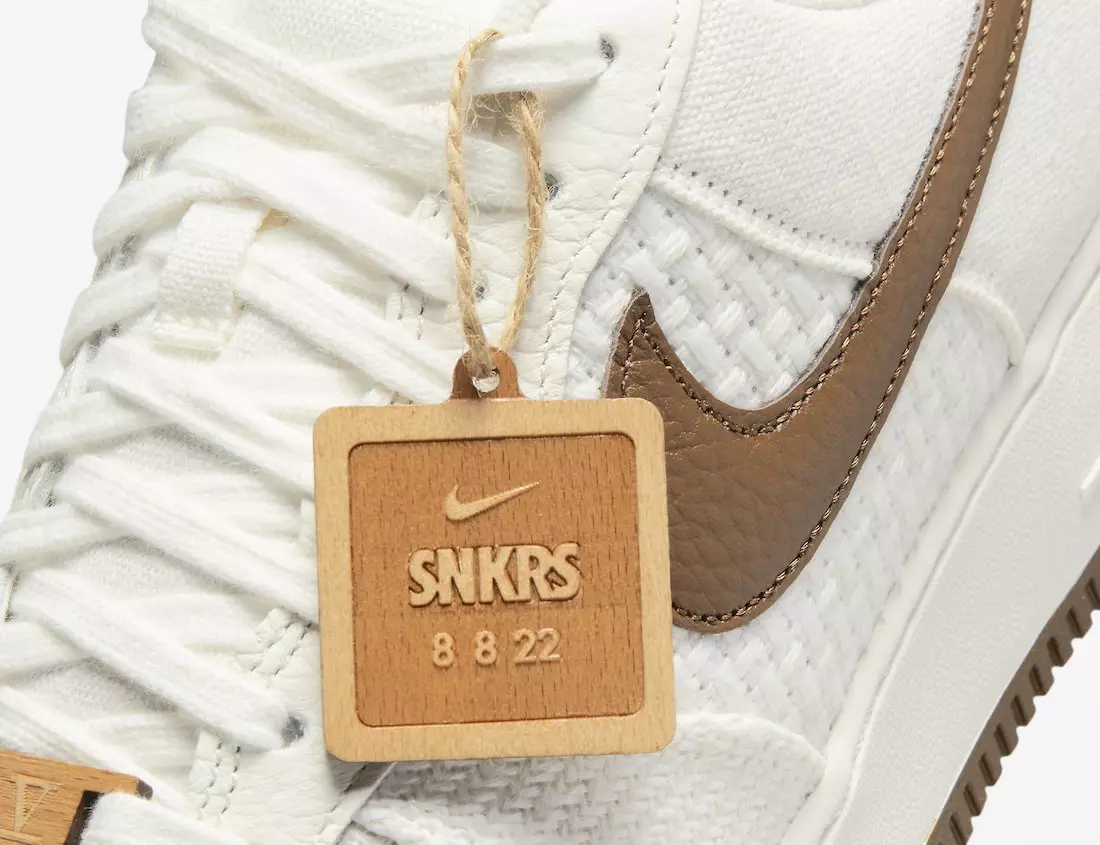 Dëst Nike Air Force 1 feiert 5. Anniversaire vun SNKRS