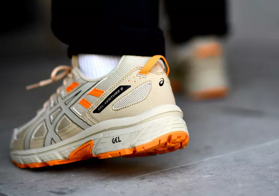 ASICS GEL-Venture 6 SPS Putty Orange تاريخ الإصدار