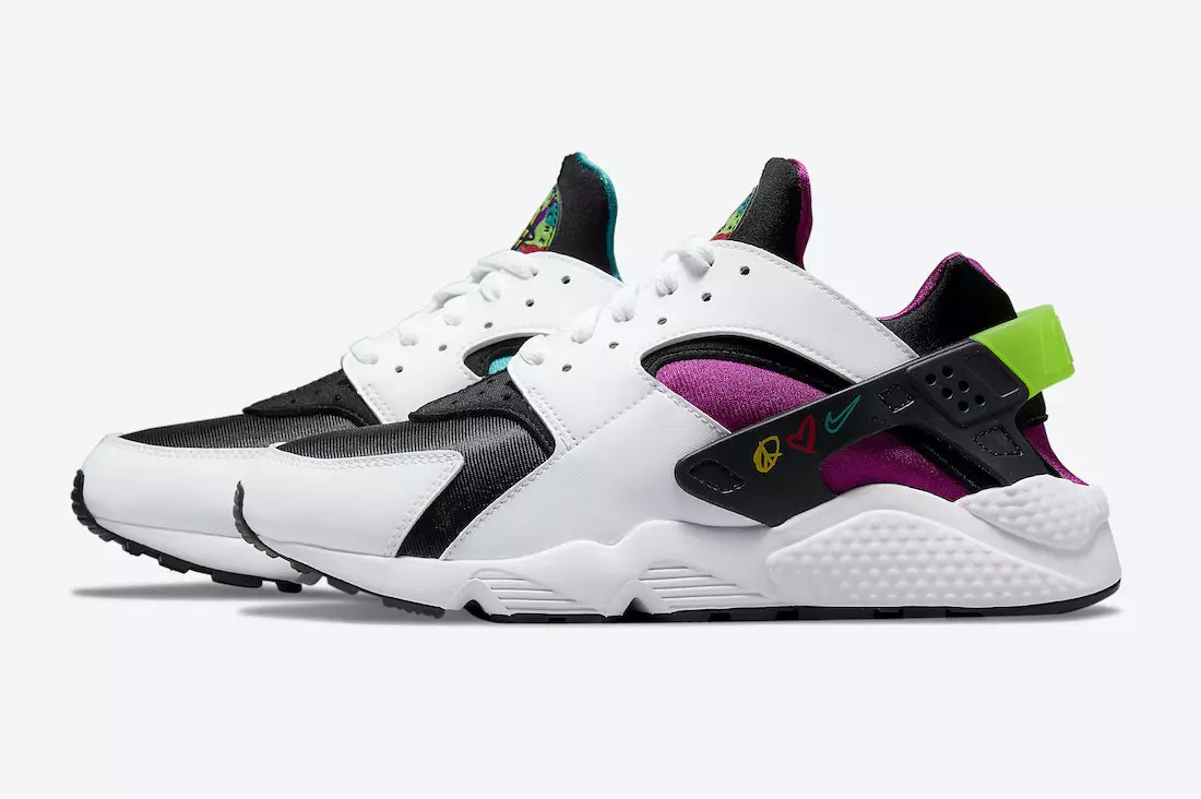 Nike Air Huarache Peace Love Swoosh DM8152-100 Megjelenés dátuma