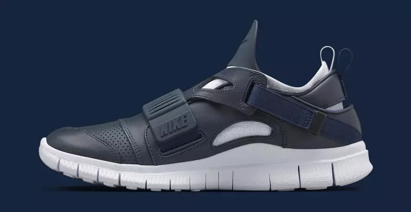 Nike უფასო Huarache Carnivore SP Obsidian