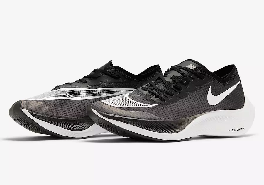 Nike ZoomX VaporFly NEXT% toza qora va oq rangda