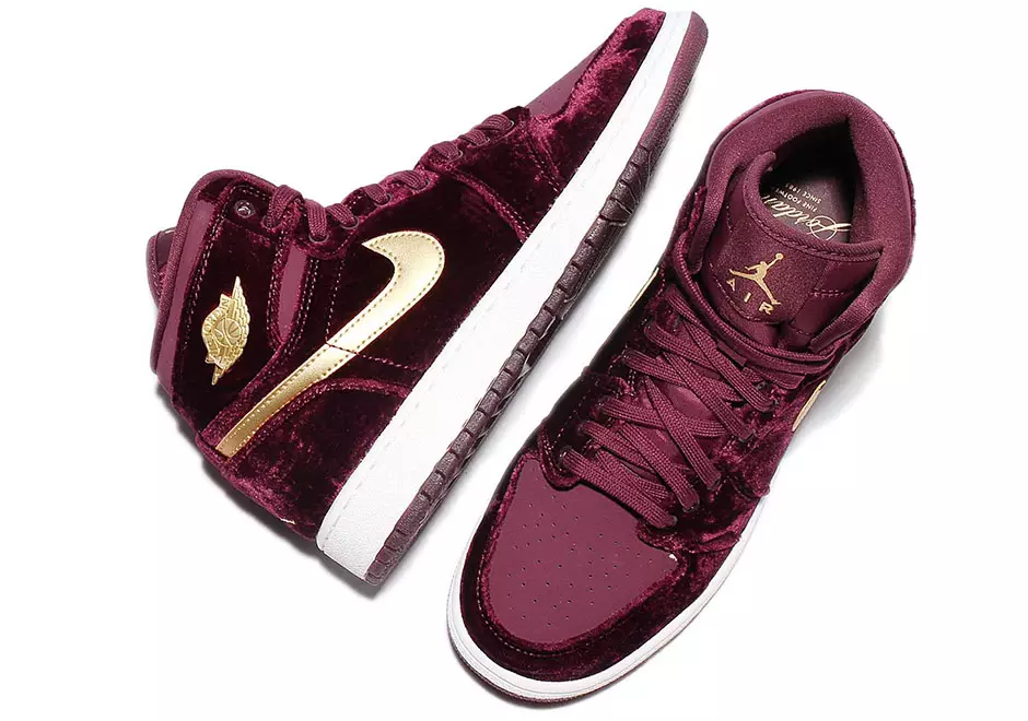 Air Jordan 1 Velvet Heiress Night Maroon Métallique Or