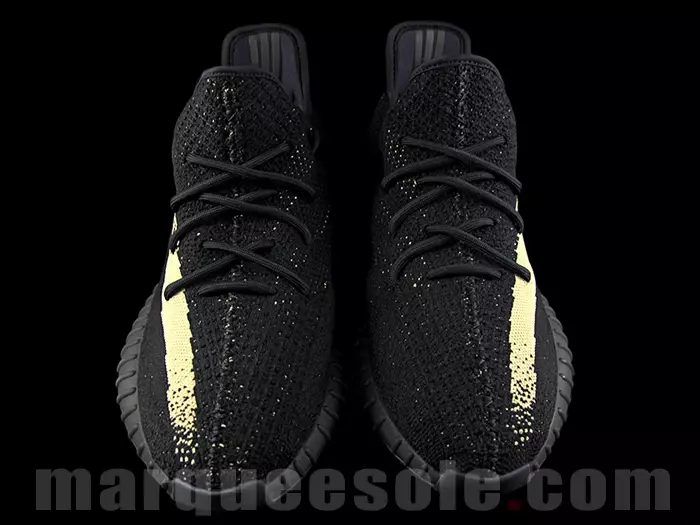 adidas Yeezy Boost 350 V2 черно злато