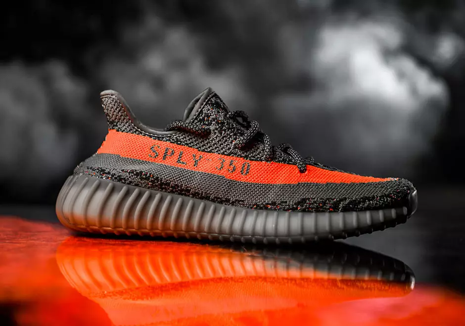 Adidas Yeezy 350 Boost V2 подтвердил выпуск приложения