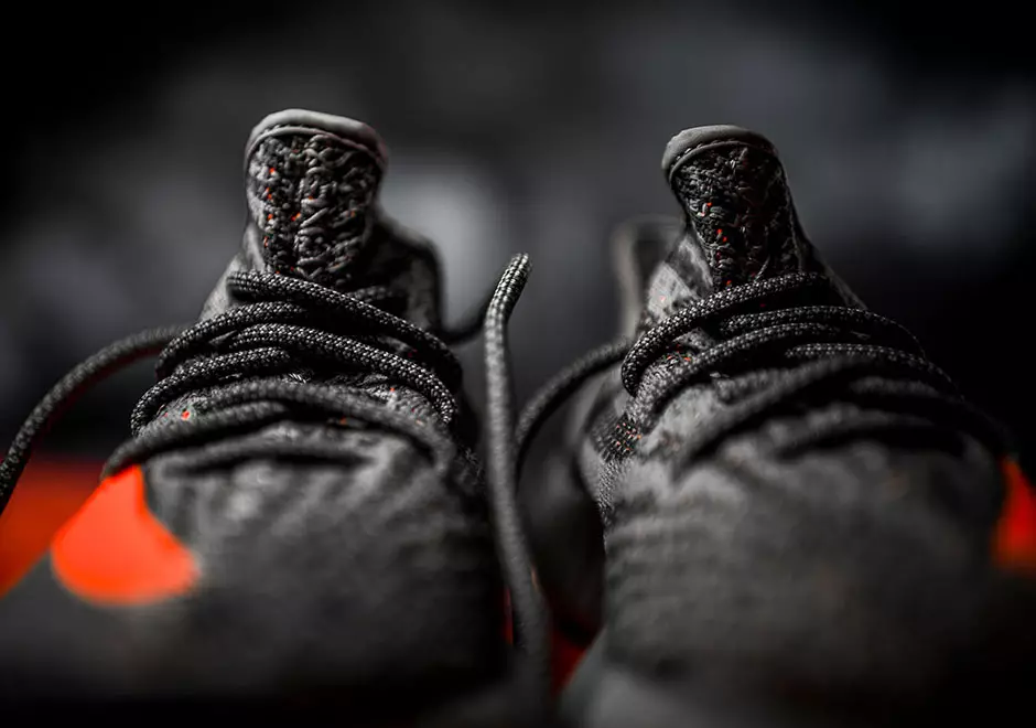 Adidas Yeezy 350 Boost V2 подтвердил выпуск приложения