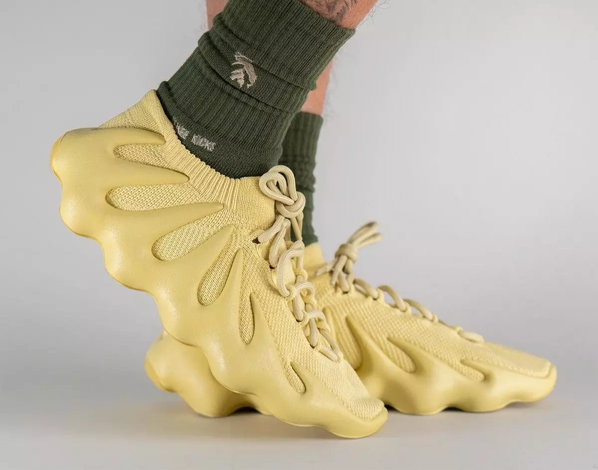 adidas Yeezy 450 Kükürt Çıkış Tarihi On-Feet