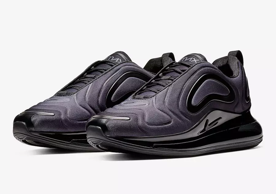 Жақында Nike Air Max 720 «Үштік қара».