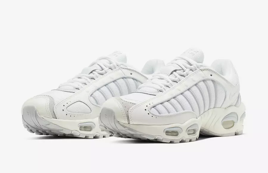 Το Nike Air Max Tailwind 4 “Pure Platinum” έρχεται σύντομα