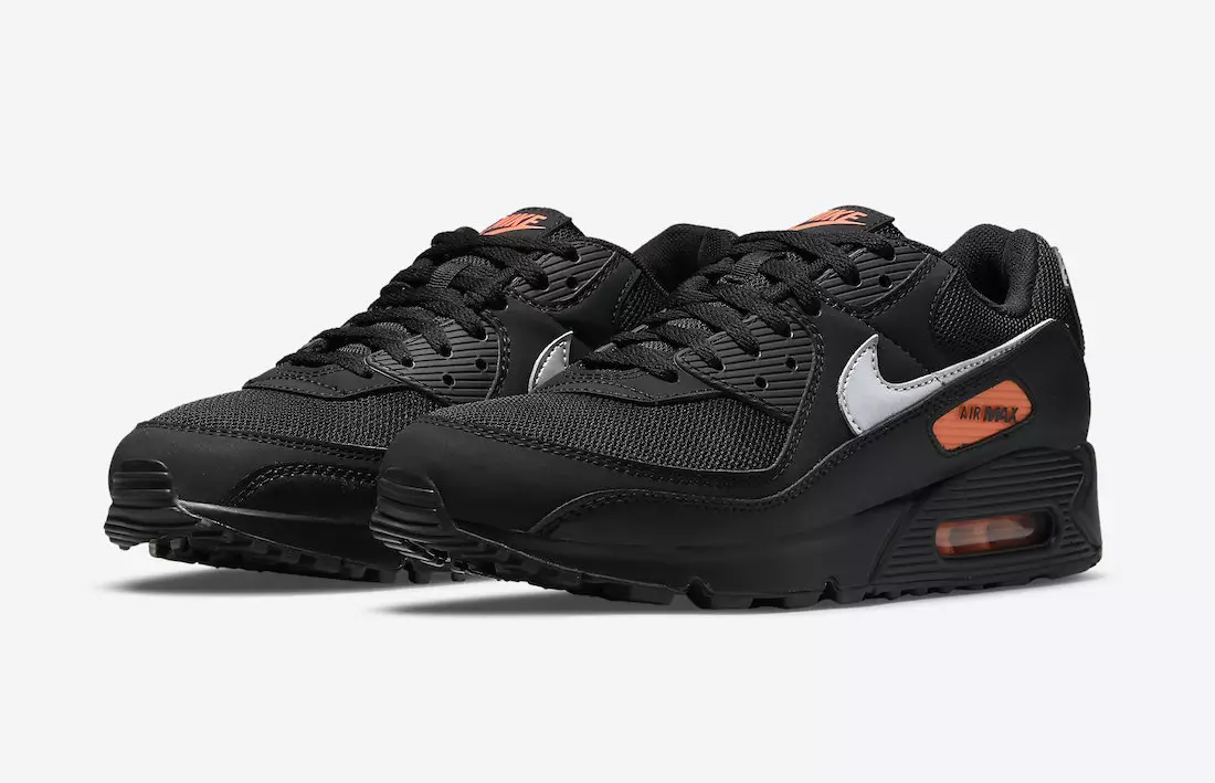 Nike Air Max 90 klasszikus fekete-narancs kombinációban