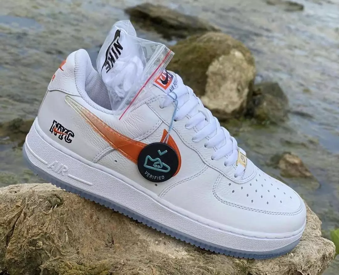 Kith Nike Air Force 1 NYC Wit Rush Blauw Wit Briljant Oranje CZ7928-100 Releasedatum