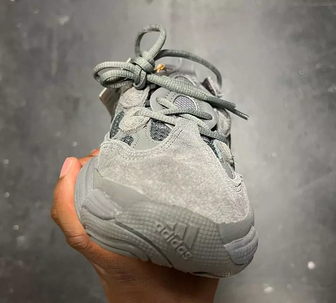 אַדידאַס Yeezy 500 גראַניט GW6373 מעלדונג טאָג