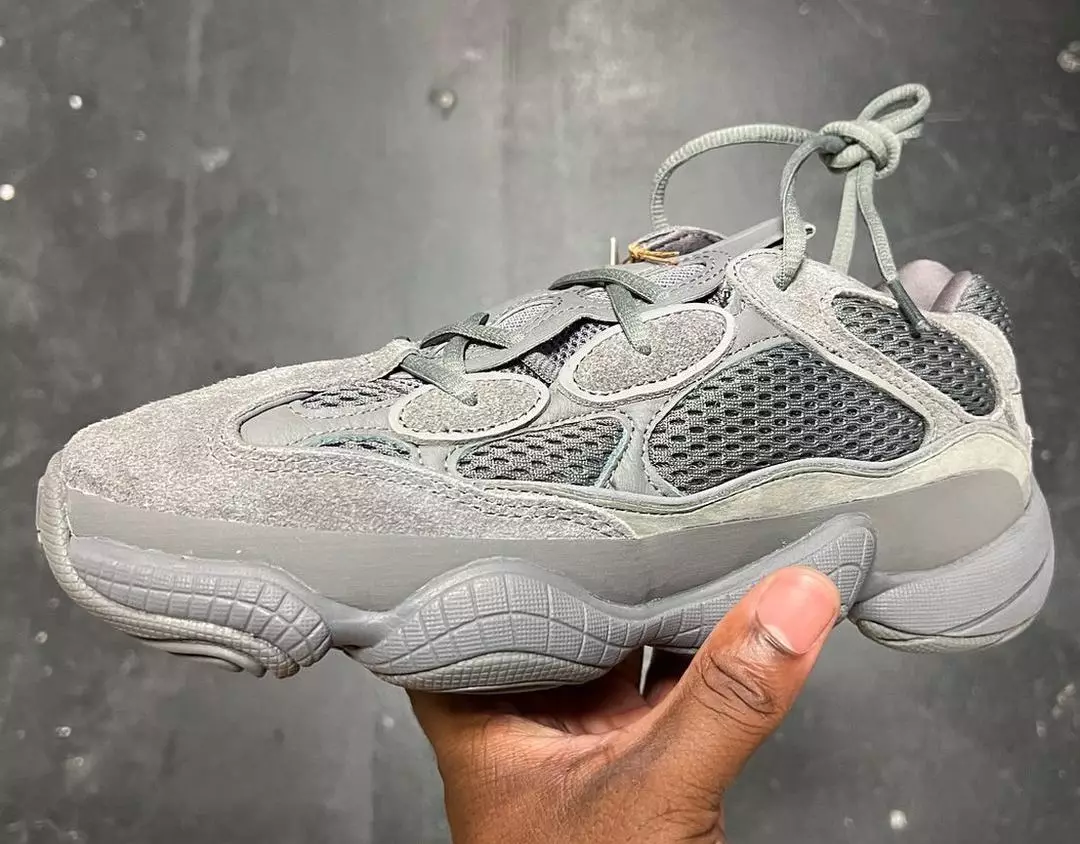 אַדידאַס Yeezy 500 גראַניט GW6373 מעלדונג טאָג