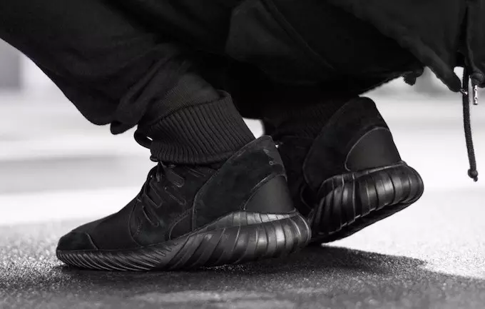 adidas Tubular Doom Core црно