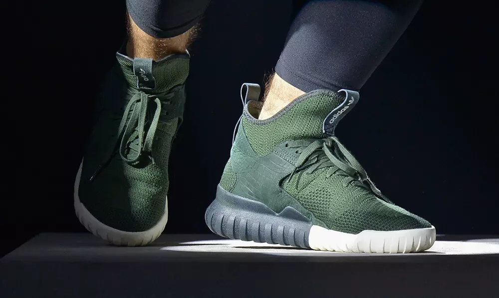 اديداس Tubular Doom