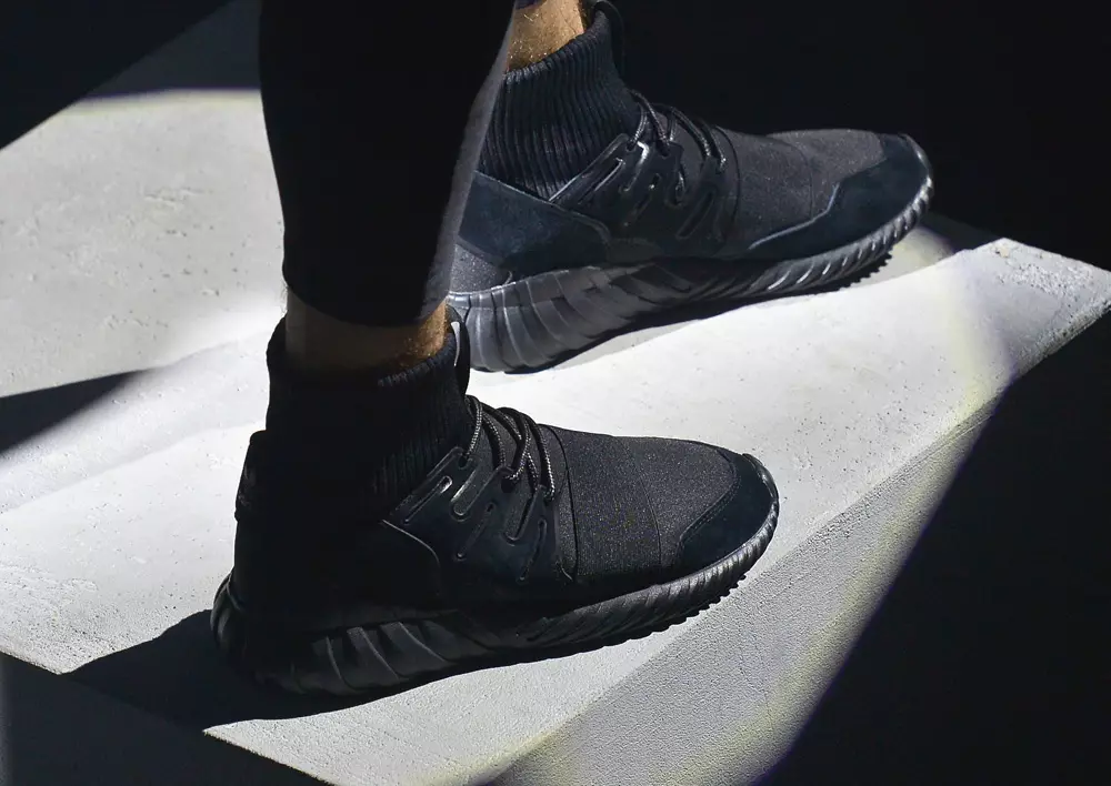 أديداس أوريجينالز Tubular 2016