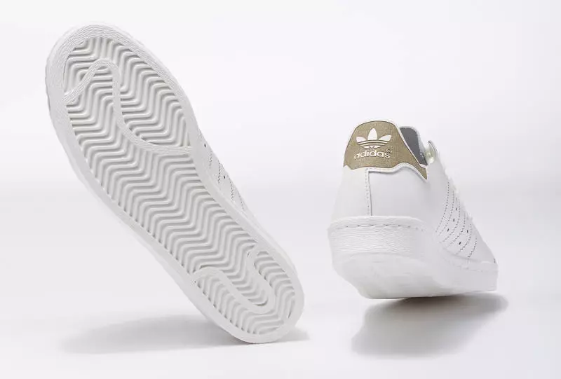 Barneys adidas Superstar სტენ სმიტი