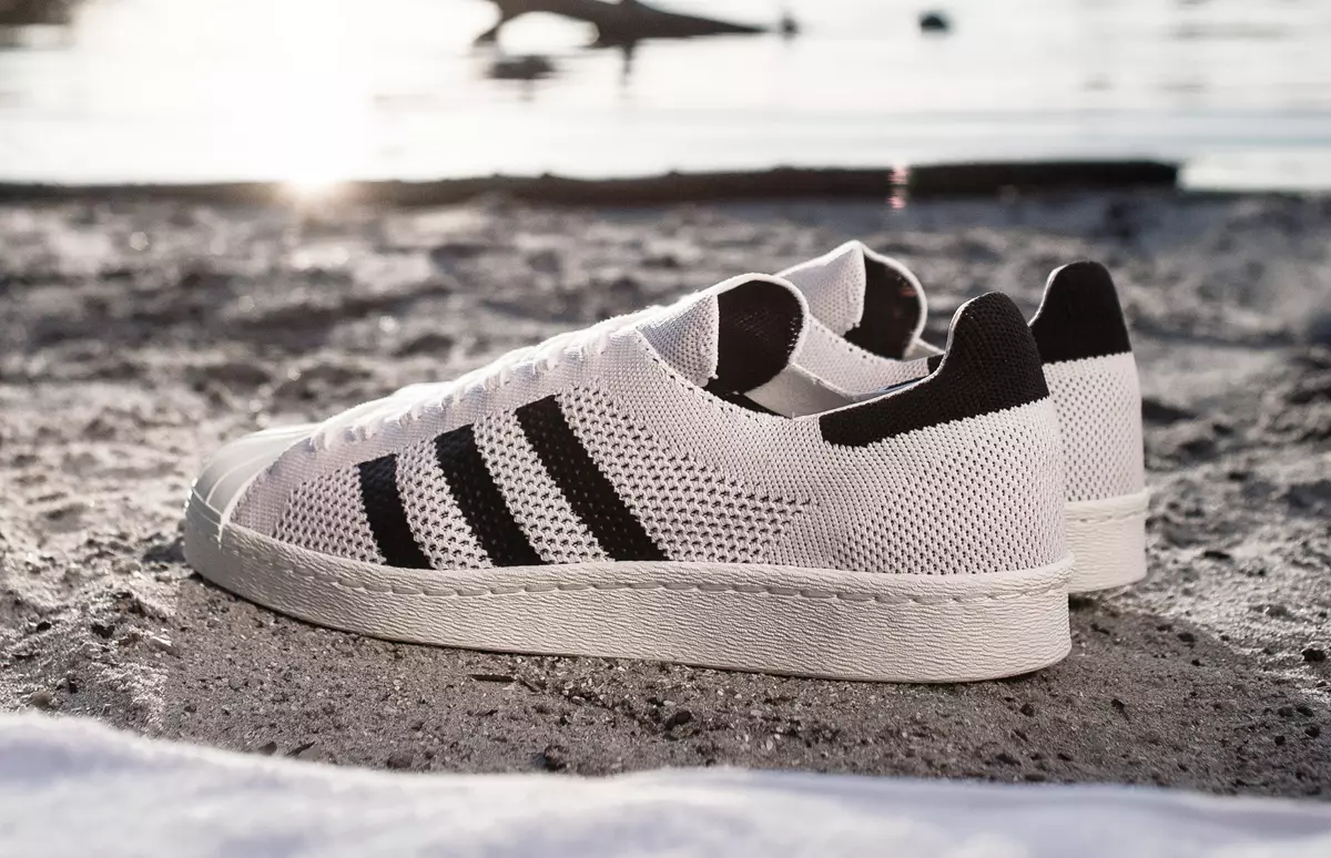 Íosluchtaigh adidas superstar 80s Primeknit