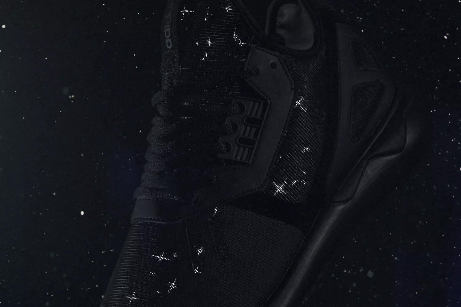 스니커즈앤스터프 adidas Tubular Runner Starry