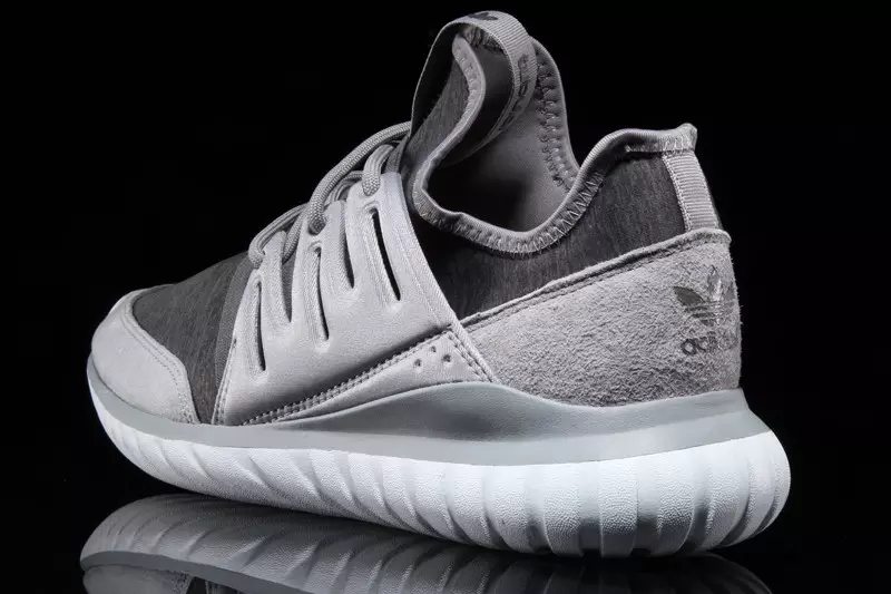 adidas Tubular Radial Fleece