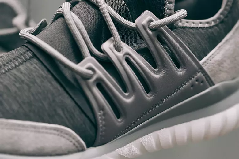 adidas Tubular Radial fliishall