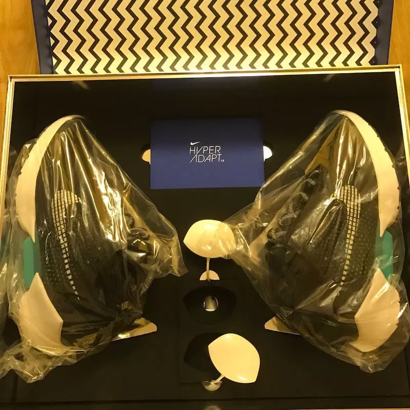 Nike HyperAdapt 1.0 bei eBay erhältlich