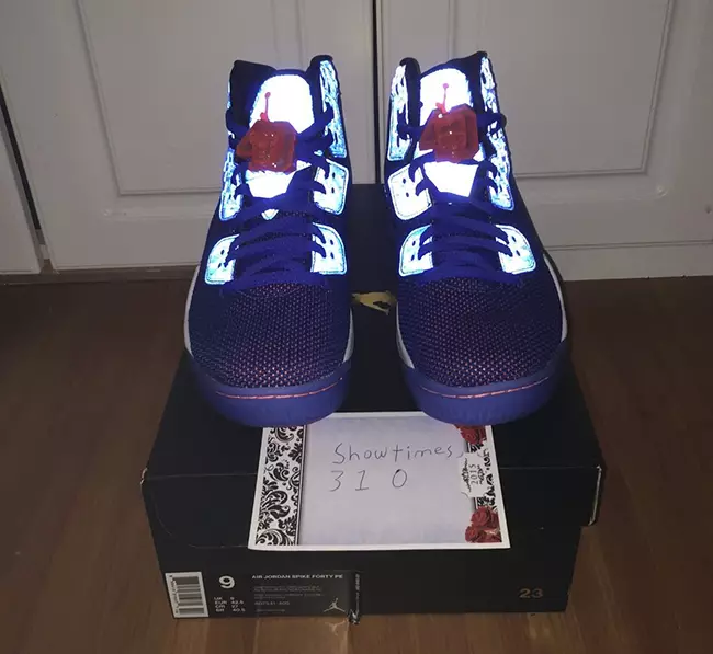 Jordan Air Spike 40 Spill Royal Knicks