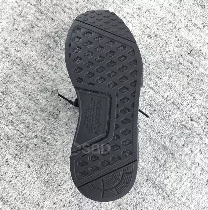 Adidas NMD_R1 Triple Black