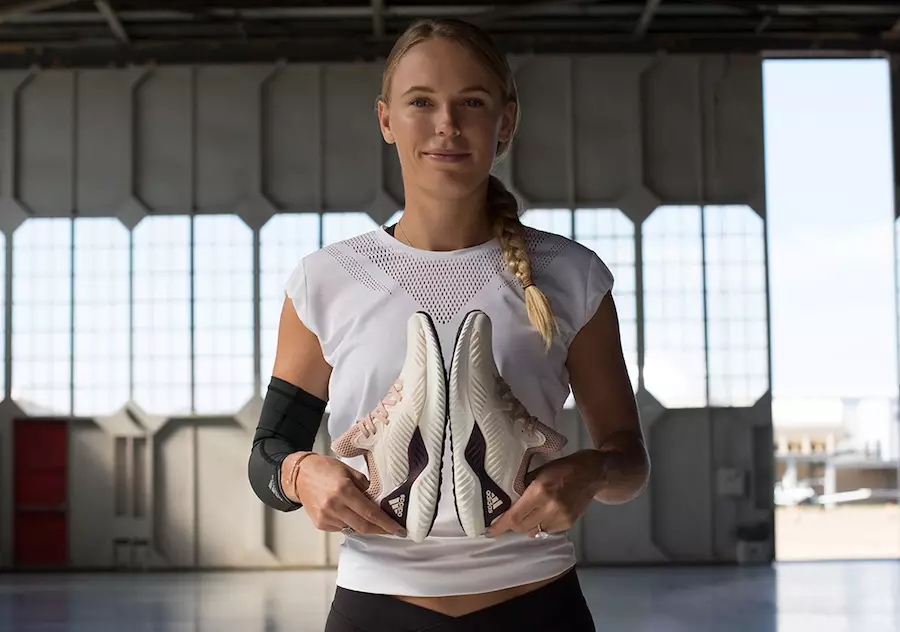 adidas AlphaBounce သည် Caroline Wozniacki ကိုကျော်လွန်သည်။