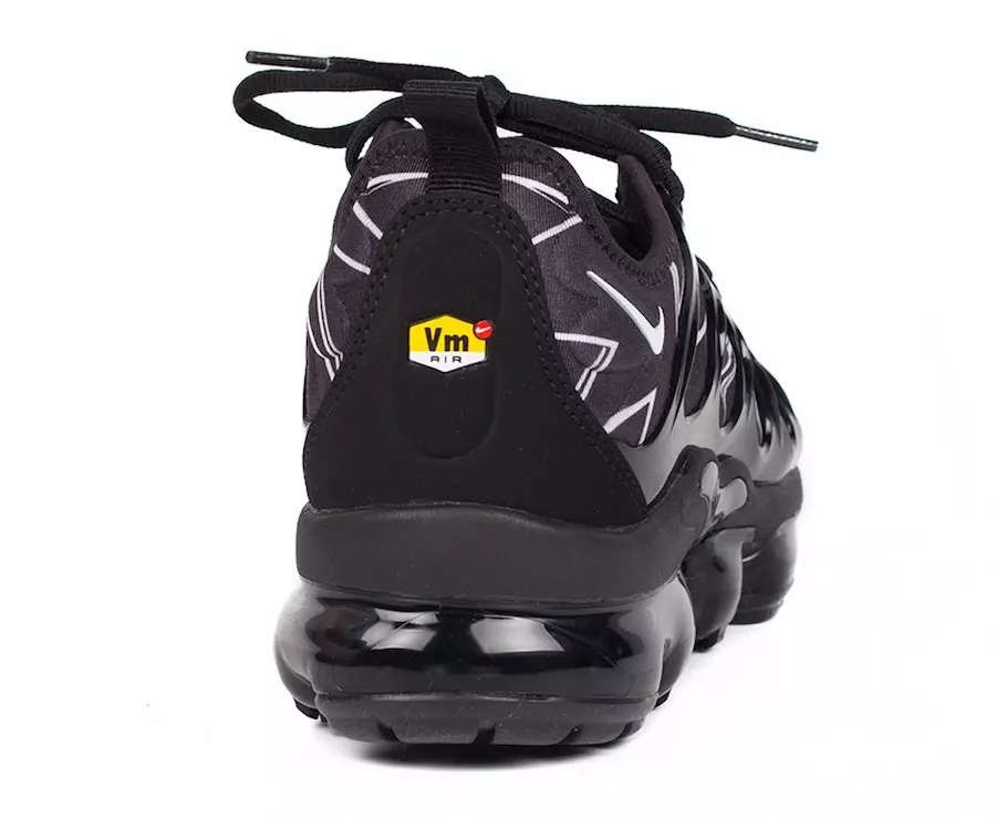 Nike Air VaporMax Plus ब्लैक व्हाइट ज़िग-ज़ैग AJ6312-001