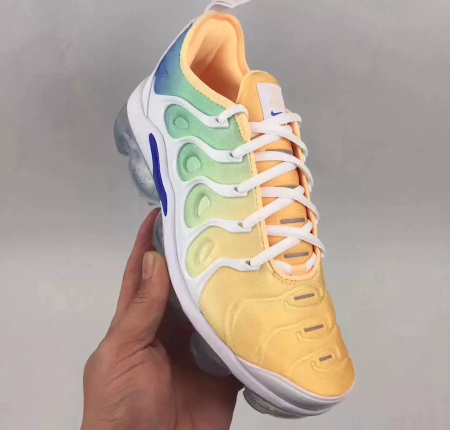 Nike Air VaporMax Plus Gradient צהוב ירוק כחול