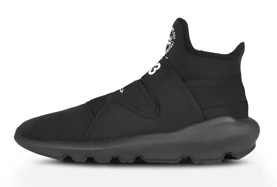 adidas Y-3 estreia o Suberou em três cores