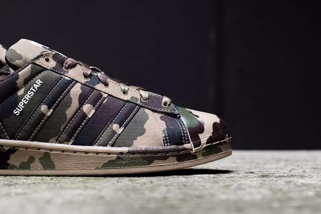 adidas Superstar Grafikpaket Camo