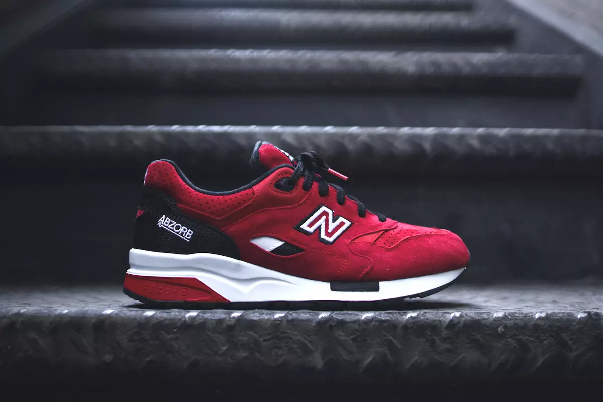 New Balance CM1600RB “Cielo Urbano”