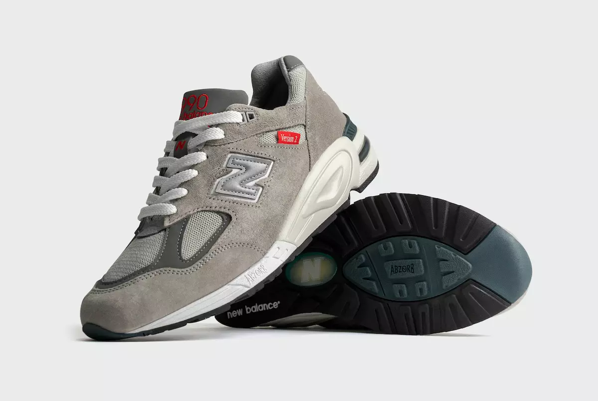 Data lansării din seria New Balance MADE 990v2