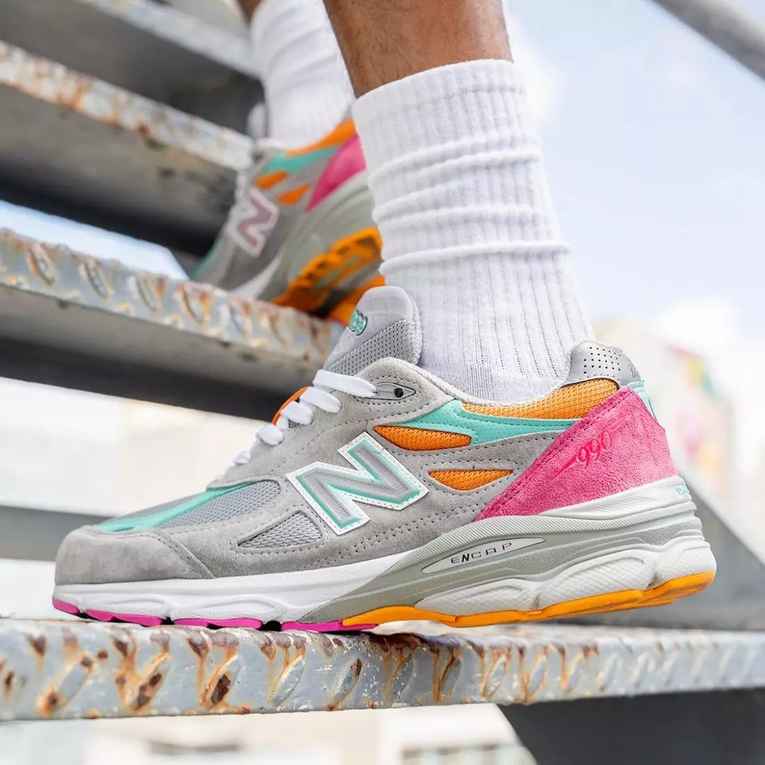 Дата выхода DTLR New Balance 990v3 Майами Драйв