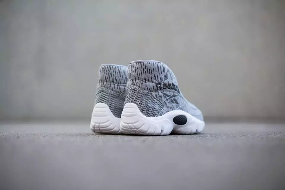 Reebok Shroud Flat Grey