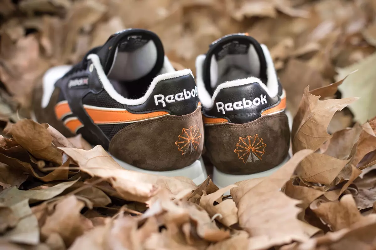 Folhas de outono de couro clássico HAL Reebok