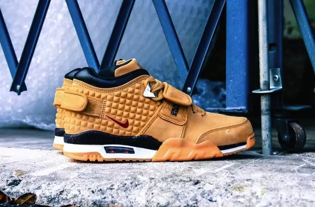 Mkufunzi wa Nike Air Cruz Haystack Ngano