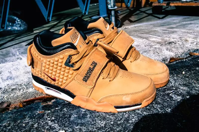 Nike Air Trainer Cruz Haystack Grano