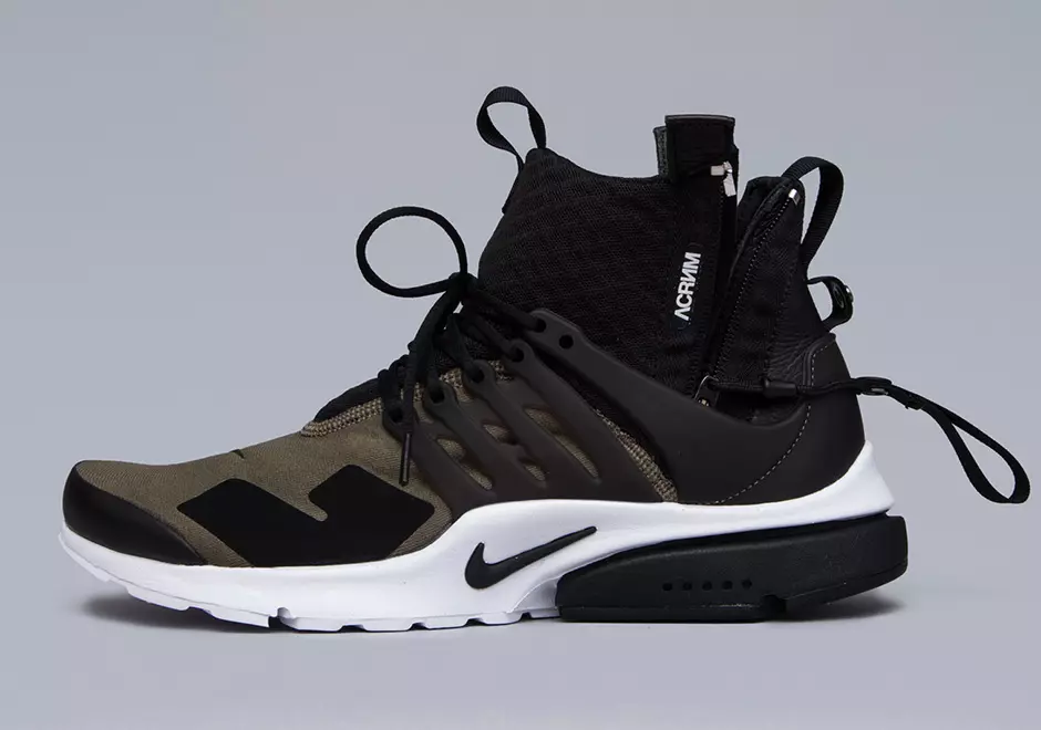 Colecția ACRONYM x Nike Air Presto Mid