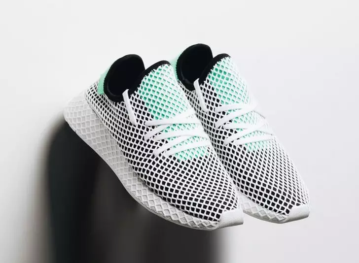 adidas Deerupt Core Black B28076