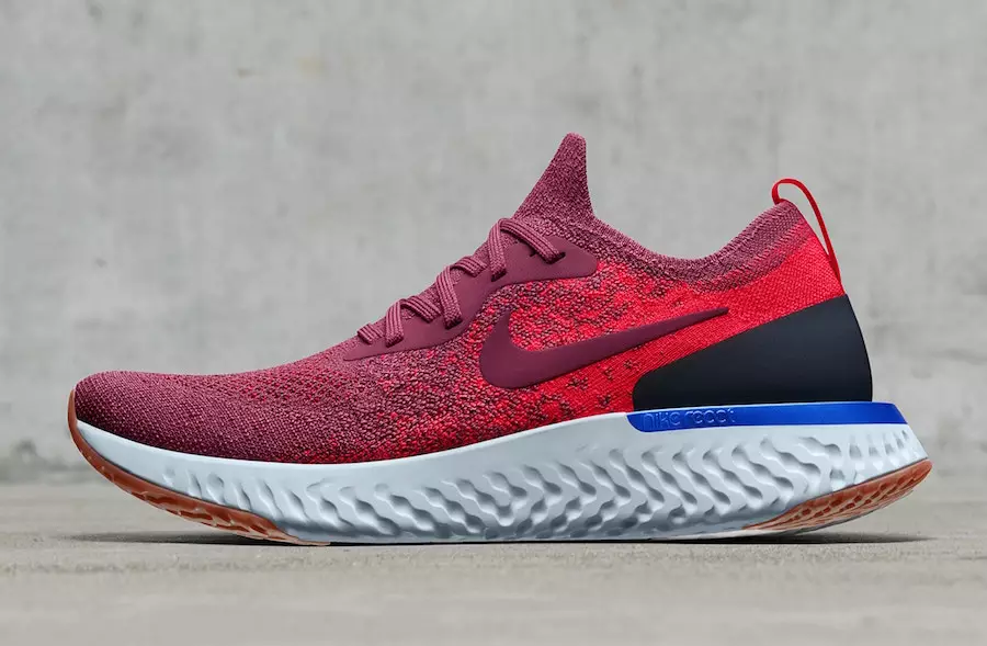 Nike Epic React Flyknit våren 2018